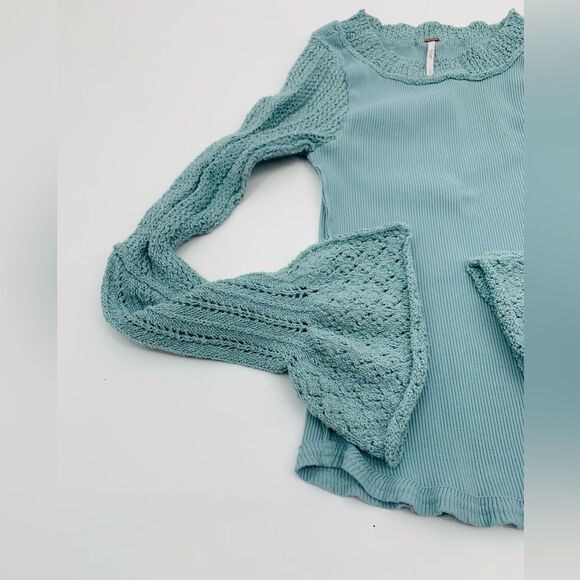 Free people | bohemian Blue Knit long Sleeve ribbed Top | size small - Picture 3 of 8
